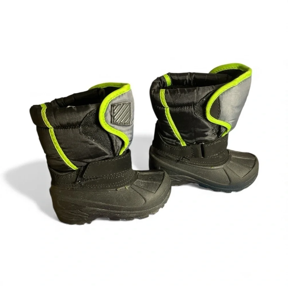 Snow Gray and Black Winter Boots with Neon Accents size 7